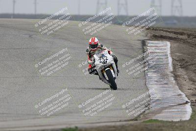 media/Nov-29-2025-TrackDaz (Sat) [[10ae2d9bce]]/B Group/Session 3 (Outside Grapevine)/